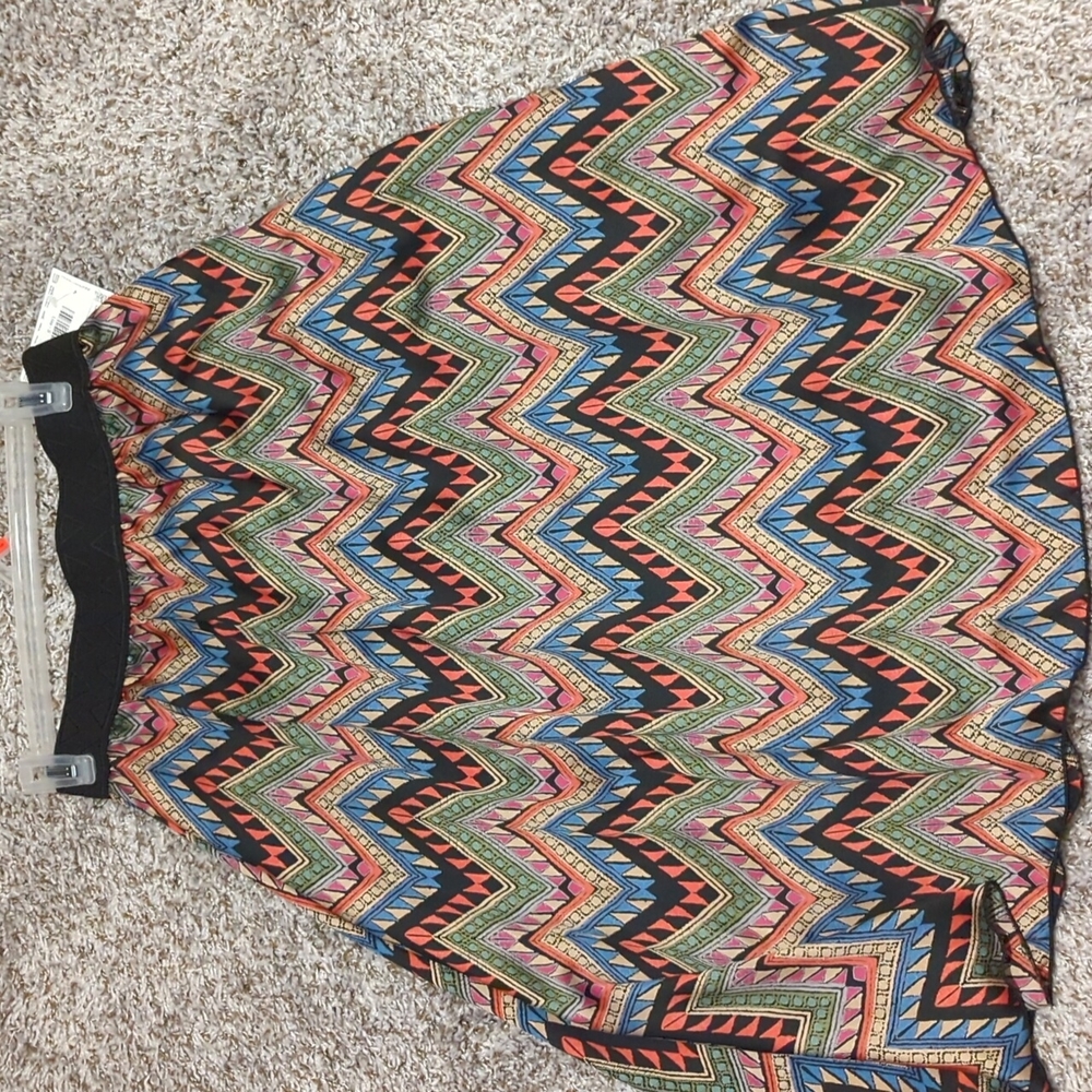 Brand new LuLaRoe Lola skirt